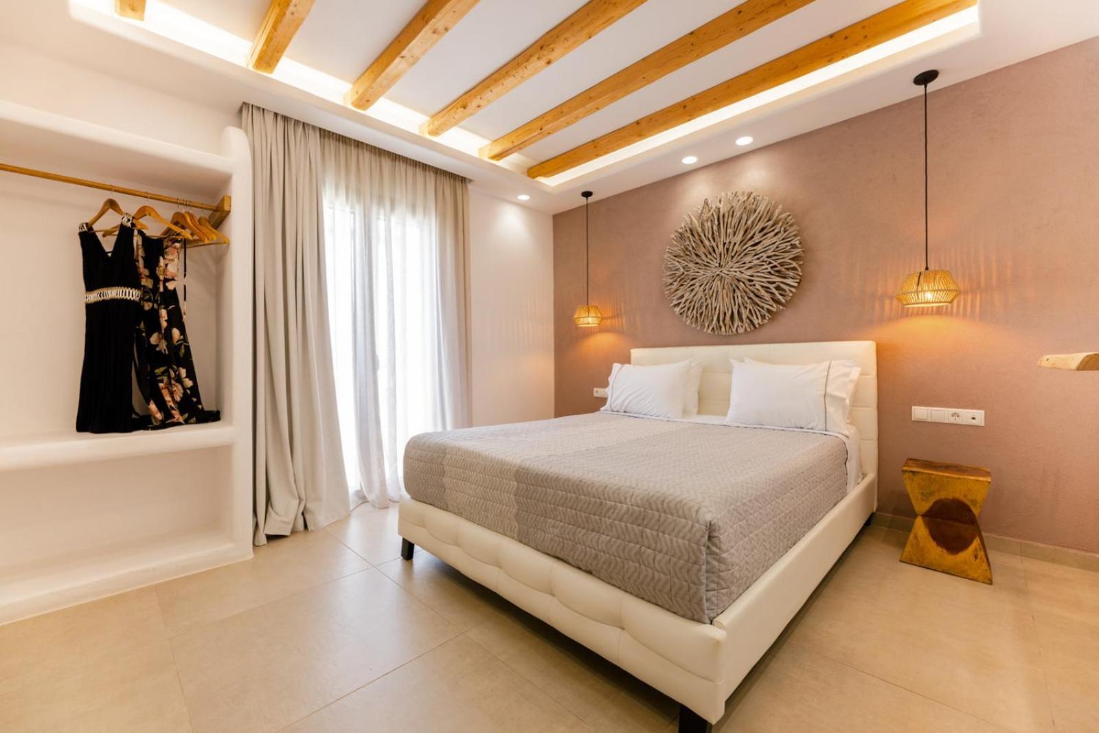 Naxos Finest Hotel & Villas Naxos City Экстерьер фото