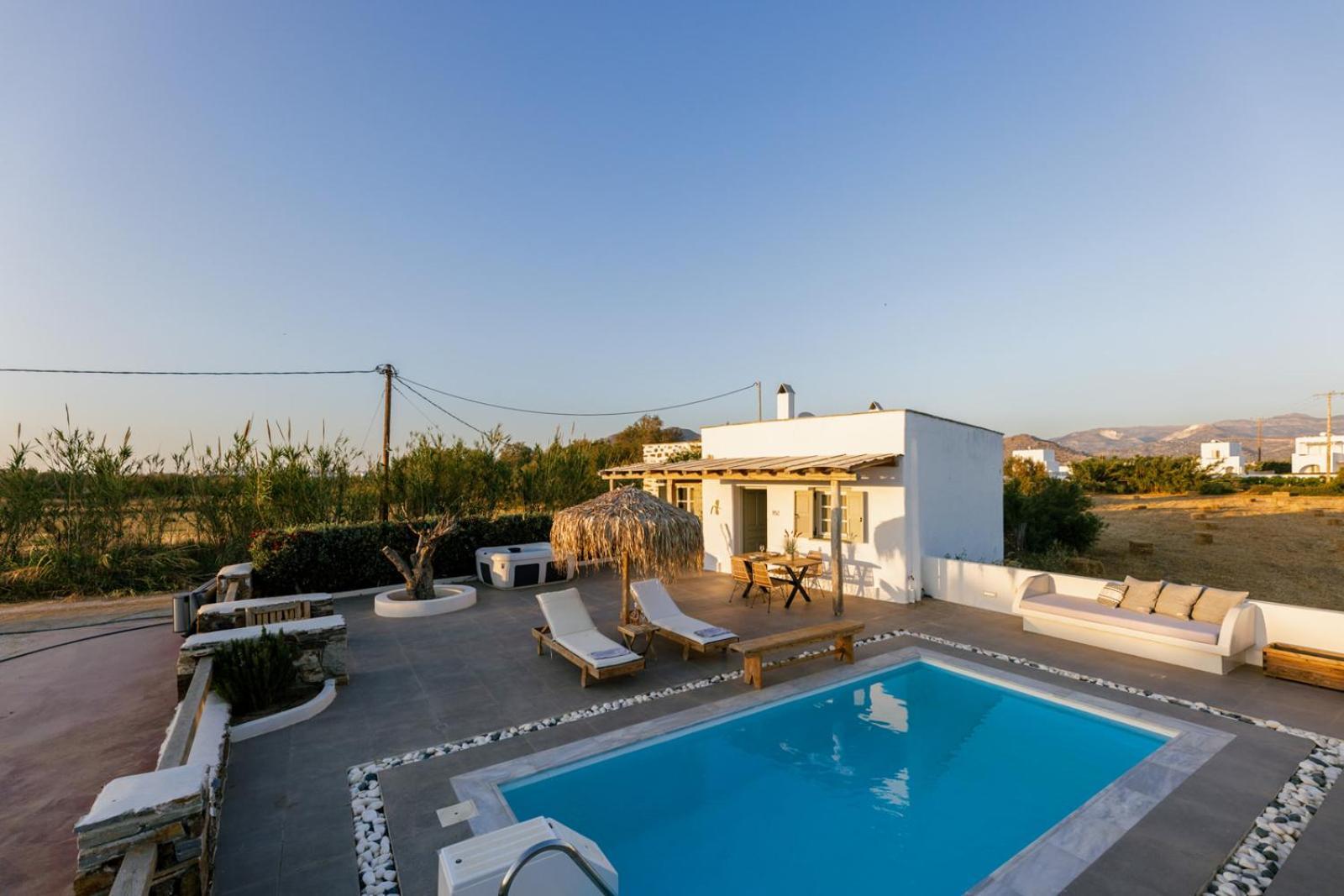 Naxos Finest Hotel & Villas Naxos City Номер фото